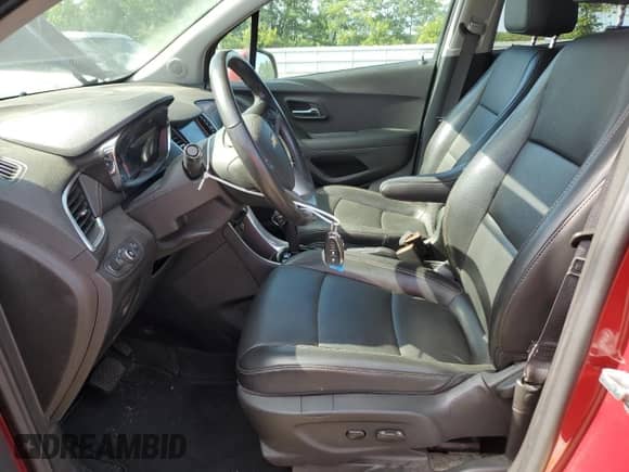 2020 Chevrolet Trax Premier z VIN 3GNCJRSB1LL261486, wystawiony jako Copart lot #69492795 z przebiegiem 63 267 mil mil oraz Szkoda całkowita • Salvage title. Historia ofert i sprzedaży dostępna na DreamBid. Obrazek 7.