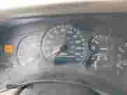 2002 Chevrolet Silverado 2500HD LT с VIN 1GCHK29172E158362, выставлен на аукционе IAAI как лот 42862931 с пробегом 261 133 миль миль и . История ставок и продаж доступна на DreamBid. Изображение 16.