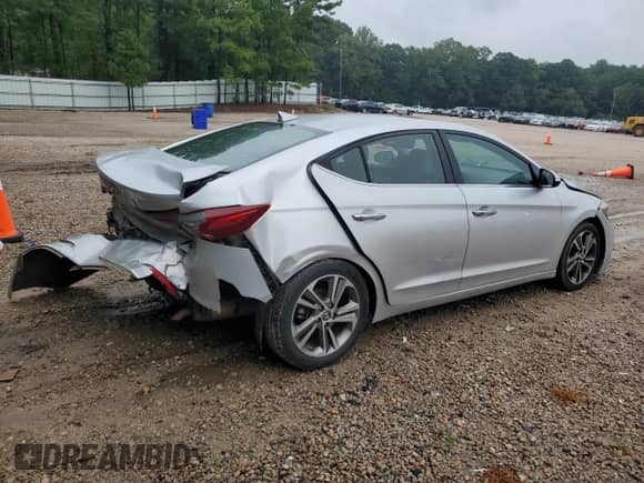 2017 Hyundai Elantra SE z VIN 5NPD84LF1HH008107, wystawiony jako Copart lot #67964375 z przebiegiem 91 742 mil mil oraz Szkoda całkowita • Salvage title. Historia ofert i sprzedaży dostępna na DreamBid. Obrazek 3.