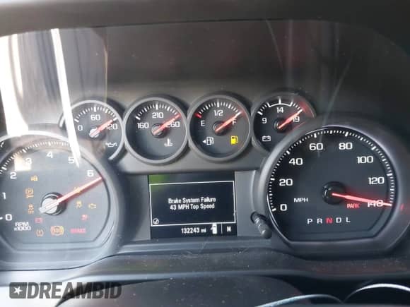 2020 GMC Sierra 1500 с VIN 1GTR8AEHXLZ364124, выставлен на аукционе IAAI как лот 42259098 с пробегом 132 243 миль миль и . История ставок и продаж доступна на DreamBid. Изображение 7.