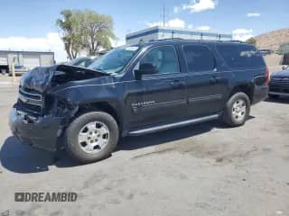 2010 Chevrolet Suburban LT z VIN 1GNUCJE00AR241777, wystawiony jako Copart lot #54056355 z przebiegiem 172 439 mil mil oraz Szkoda całkowita • Salvage title. Historia ofert i sprzedaży dostępna na DreamBid. Obrazek 1.