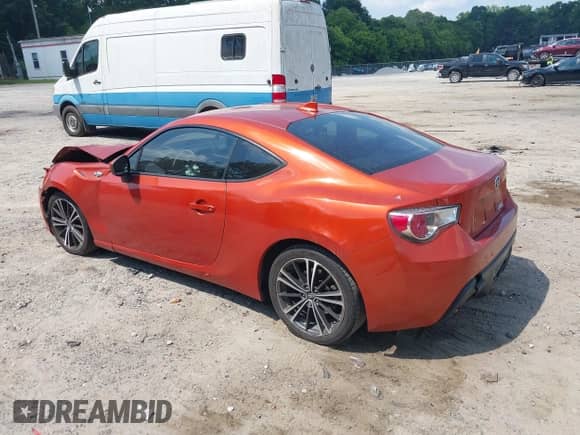 2016 Scion FR-S z VIN JF1ZNAA10G8701483, wystawiony jako IAAI lot #42562898 z przebiegiem 165 514 mil mil oraz . Historia ofert i sprzedaży dostępna na DreamBid. Obrazek 3.