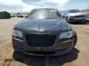 2013 Chrysler 300 C с VIN 2C3CCAET9DH523682, выставлен на аукционе Copart как лот 70926075 с пробегом 99 979 миль миль и Списание • Salvage title. История ставок и продаж доступна на DreamBid. Изображение 5.