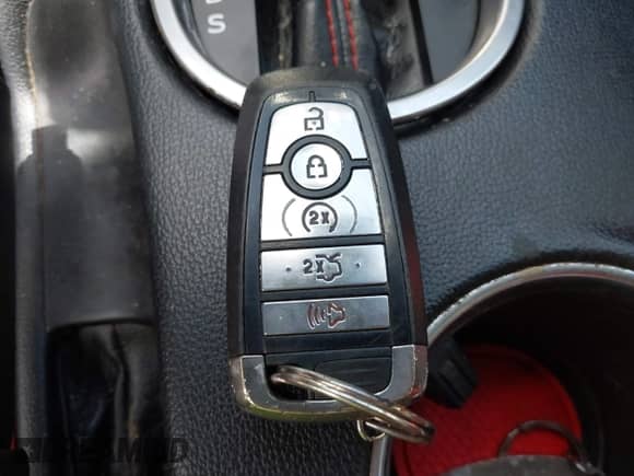 2020 Ford Mustang GT Premium с VIN 1FATP8FF4L5129505, выставлен на аукционе IAAI как лот 42764478 с пробегом 71 197 миль миль и . История ставок и продаж доступна на DreamBid. Изображение 11.