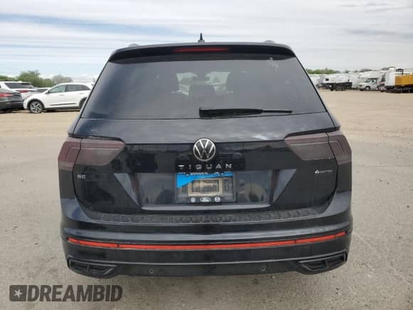 2024 Volkswagen Tiguan SE R-Line Black с VIN 3VV8B7AX0RM133614, выставлен на аукционе Copart как лот 56274165 с пробегом 22 700 миль миль и Списание • Salvage title. История ставок и продаж доступна на DreamBid. Изображение 6.
