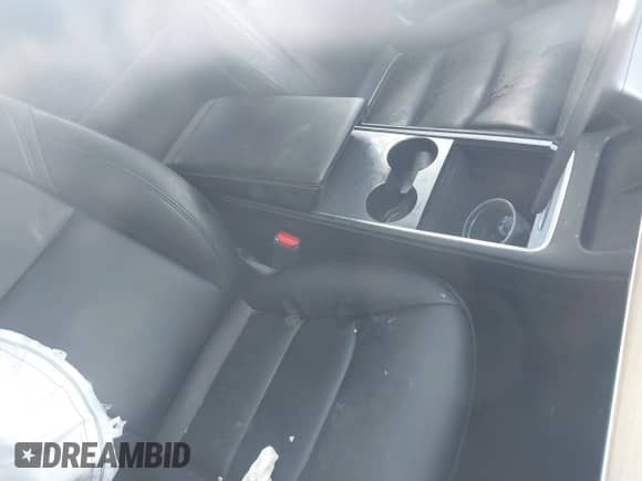 2022 Tesla Model Y Performance with VIN 7SAYGDEF3NF379624, listed as a IAAI auction lot 42705016 with Not provided miles and . Bid and sale history available at DreamBid. Image 5.