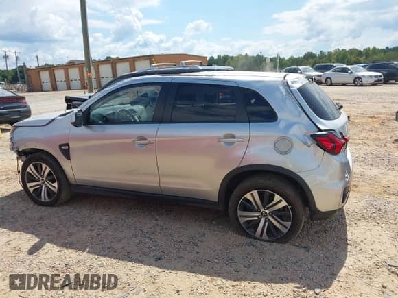 2021 Mitsubishi Outlander ES z VIN JA4APUAU4MU000438, wystawiony jako IAAI lot #43217915 z przebiegiem 63 685 mil mil oraz . Historia ofert i sprzedaży dostępna na DreamBid. Obrazek 14.