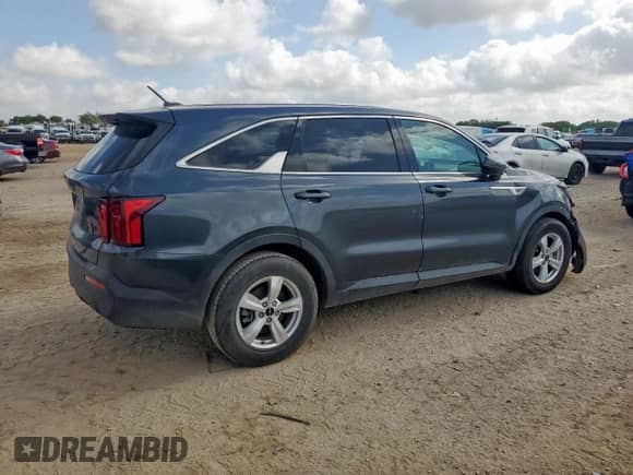 2023 Kia Sorento LX with VIN 5XYRG4LC1PG197054, listed as a Copart auction lot 66399135 with 47,389 mi miles and Salvage title. Bid and sale history available at DreamBid. Image 3.