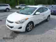 2011 Hyundai Elantra GLS z VIN 5NPDH4AE5BH049664, wystawiony jako IAAI lot #42603745 z przebiegiem 121 674 mil mil oraz . Historia ofert i sprzedaży dostępna na DreamBid. Obrazek 2.