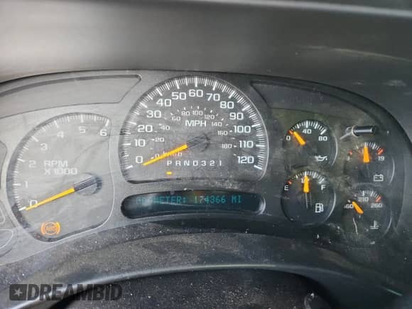 2007 Chevrolet Silverado 1500 Work Truck with VIN 1GCEC14X17Z127629, listed as a Copart auction lot 65522065 with 174,366 mi miles and Salvage title. Bid and sale history available at DreamBid. Image 9.