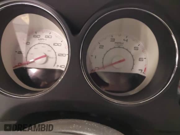 2013 Dodge Challenger SXT с VIN 2C3CDYAG7DH704245, выставлен на аукционе IAAI как лот 43250299 с пробегом Не указан миль и . История ставок и продаж доступна на DreamBid. Изображение 14.