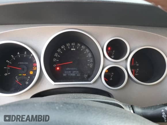 2013 Toyota Tundra Limited z VIN 5TFHY5F15DX290841, wystawiony jako Copart lot #70783845 z przebiegiem 110 588 mil mil oraz Szkoda całkowita • Salvage title. Historia ofert i sprzedaży dostępna na DreamBid. Obrazek 9.