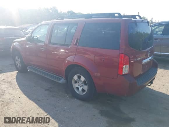 2008 Nissan Pathfinder SE z VIN 5N1AR18BX8C640762, wystawiony jako IAAI lot #42778971 z przebiegiem 147 101 mil mil oraz . Historia ofert i sprzedaży dostępna na DreamBid. Obrazek 3.