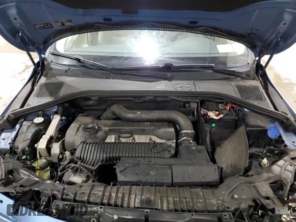 2015 Volvo S60 T5 Premier Plus с VIN YV1612TC8F1304781, выставлен на аукционе Copart как лот 55296875 с пробегом 60 796 миль миль и Списание • Salvage title. История ставок и продаж доступна на DreamBid. Изображение 11.