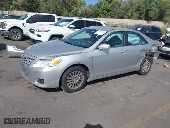 2011 Toyota Camry LE с VIN 4T1BF3EK8BU731351, выставлен на аукционе IAAI как лот 43189952 с пробегом 208 898 миль миль и . История ставок и продаж доступна на DreamBid. Изображение 2.