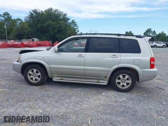 2003 Toyota Highlander с VIN JTEGF21A230085942, выставлен на аукционе IAAI как лот 42895495 с пробегом 233 898 миль миль и . История ставок и продаж доступна на DreamBid. Изображение 14.