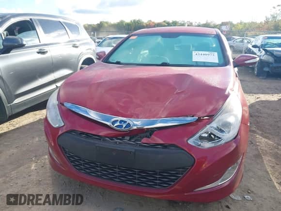 2015 Hyundai Sonata Limited с VIN KMHEC4A43FA120721, выставлен на аукционе IAAI как лот 43440973 с пробегом 115 247 миль миль и . История ставок и продаж доступна на DreamBid. Изображение 12.