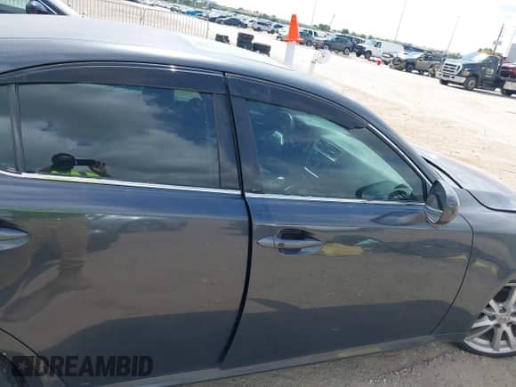 2006 Lexus IS 250 z VIN JTHBK262162018204, wystawiony jako IAAI lot #42859020 z przebiegiem Nie podano mil oraz . Historia ofert i sprzedaży dostępna na DreamBid. Obrazek 6.