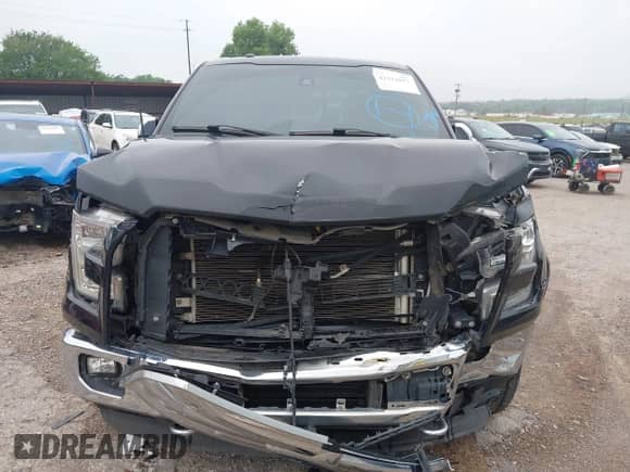 2015 Ford F-150 XLT z VIN 1FTEW1EGXFFB90251, wystawiony jako IAAI lot #42312917 z przebiegiem 136 503 mil mil oraz . Historia ofert i sprzedaży dostępna na DreamBid. Obrazek 12.