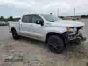 2022 Chevrolet Silverado 1500 RST z VIN 3GCUDEET4NG585626, wystawiony jako Copart lot #58812515 z przebiegiem 52 291 mil mil oraz Szkoda całkowita • Salvage title. Historia ofert i sprzedaży dostępna na DreamBid. Obrazek 4.