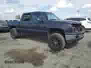 2005 Chevrolet Silverado 1500 LS z VIN 2GCEC13T151338673, wystawiony jako Copart lot #82230905 z przebiegiem Nie podano mil oraz Szkoda całkowita • Salvage title. Historia ofert i sprzedaży dostępna na DreamBid. Obrazek 4.