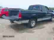 2004 Ford F-150 XL with VIN 2FTRX17W04CA70759, listed as a IAAI auction lot 39207158 with 287,864 mi miles and . Bid and sale history available at DreamBid. Image 4.