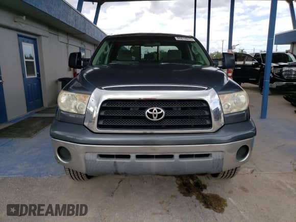 2008 Toyota Tundra z VIN 5TFCV54118X008593, wystawiony jako Copart lot #86814015 z przebiegiem 247 891 mil mil oraz Czysty tytuł • Clean title. Historia ofert i sprzedaży dostępna na DreamBid. Obrazek 5.