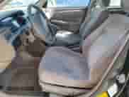 1999 Toyota Camry LE z VIN JT2BG28KXX0359137, wystawiony jako Copart lot #85011045 z przebiegiem 158 951 mil mil oraz Czysty tytuł • Clean title. Historia ofert i sprzedaży dostępna na DreamBid. Obrazek 7.