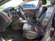 2013 Chevrolet Cruze LTZ z VIN 1G1PG5SB2D7241781, wystawiony jako Copart lot #84878285 z przebiegiem 138 387 mil mil oraz Szkoda całkowita • Salvage title. Historia ofert i sprzedaży dostępna na DreamBid. Obrazek 7.