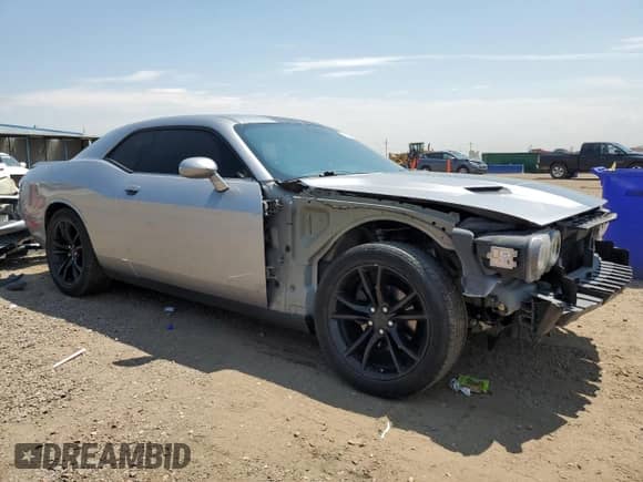 2016 Dodge Challenger SXT z VIN 2C3CDZAG8GH245334, wystawiony jako Copart lot #64843335 z przebiegiem 116 903 mil mil oraz Nie do naprawy • Non repairable. Historia ofert i sprzedaży dostępna na DreamBid. Obrazek 4.