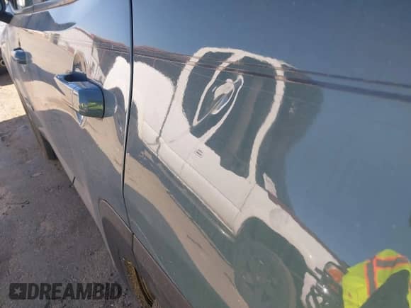 2017 Jeep Renegade Latitude z VIN ZACCJABB4HPG16935, wystawiony jako IAAI lot #41843666 z przebiegiem 37 835 mil mil oraz . Historia ofert i sprzedaży dostępna na DreamBid. Obrazek 17.