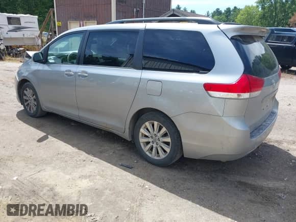 2014 Toyota Sienna Limited с VIN 5TDDK3DC9ES090271, выставлен на аукционе IAAI как лот 43006413 с пробегом 223 894 миль миль и . История ставок и продаж доступна на DreamBid. Изображение 3.