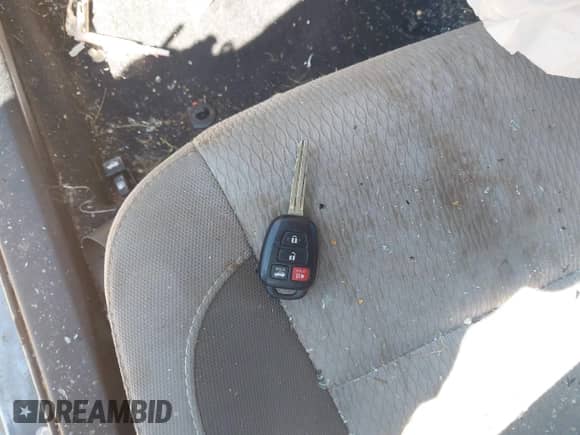 2019 Toyota Corolla LE с VIN 2T1BURHE2KC171424, выставлен на аукционе IAAI как лот 43159618 с пробегом 149 774 миль миль и . История ставок и продаж доступна на DreamBid. Изображение 11.