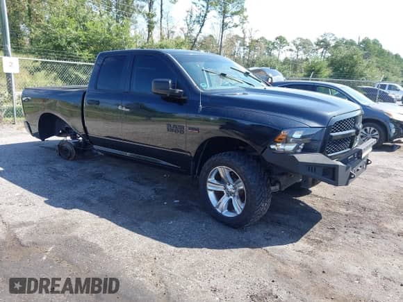 2016 Ram 1500 Express with VIN 1C6RR7FTXGS132065, listed as a IAAI auction lot 43206633 with 159,910 mi miles and . Bid and sale history available at DreamBid. Image 1.