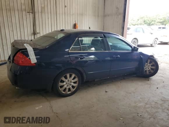 2007 Honda Accord EX-L с VIN 1HGCM66577A021330, выставлен на аукционе Copart как лот 81508785 с пробегом 214 382 миль миль и Списание • Salvage title. История ставок и продаж доступна на DreamBid. Изображение 3.