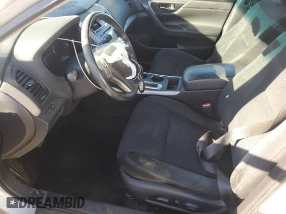 2015 Nissan Altima SV с VIN 1N4AL3APXFC259777, выставлен на аукционе Copart как лот 87225105 с пробегом 153 498 миль миль и Списание • Salvage title. История ставок и продаж доступна на DreamBid. Изображение 7.