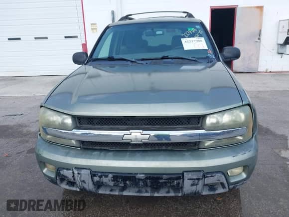 2004 Chevrolet TrailBlazer EXT LS with VIN 1GNES16S846223511, listed as a IAAI auction lot 42227988 with 157,201 mi miles and . Bid and sale history available at DreamBid. Image 6.