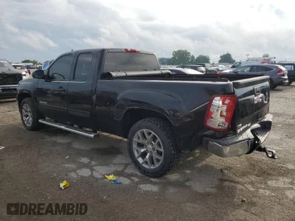 2011 GMC Sierra 1500 SLT with VIN 1GTR2WE38BZ134292, listed as a Copart auction lot 67520665 with 174,181 mi miles and Salvage title. Bid and sale history available at DreamBid. Image 2.