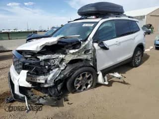2023 Honda Passport TrailSport с VIN 5FNYF8H62PB024949, выставлен на аукционе Copart как лот 66750385 с пробегом 22 696 миль миль и Списание • Salvage title. История ставок и продаж доступна на DreamBid. Изображение 1.
