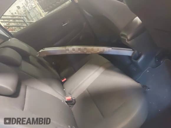 2021 Honda HR-V LX с VIN 3CZRU6H32MM735623, выставлен на аукционе IAAI как лот 42790135 с пробегом 28 006 миль миль и . История ставок и продаж доступна на DreamBid. Изображение 8.
