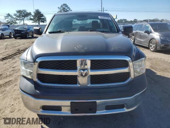 2016 Ram 1500 Tradesman z VIN 1C6RR6KM8GS216202, wystawiony jako Copart lot #46368195 z przebiegiem 160 102 mil mil oraz Czysty tytuł • Clean title. Historia ofert i sprzedaży dostępna na DreamBid. Obrazek 5.