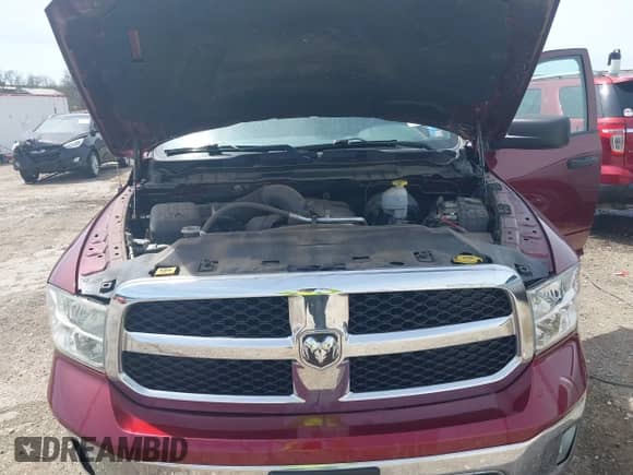 2019 Ram 1500 Express z VIN 1C6RR7FT4KS743377, wystawiony jako IAAI lot #41826173 z przebiegiem 124 972 mil mil oraz . Historia ofert i sprzedaży dostępna na DreamBid. Obrazek 10.