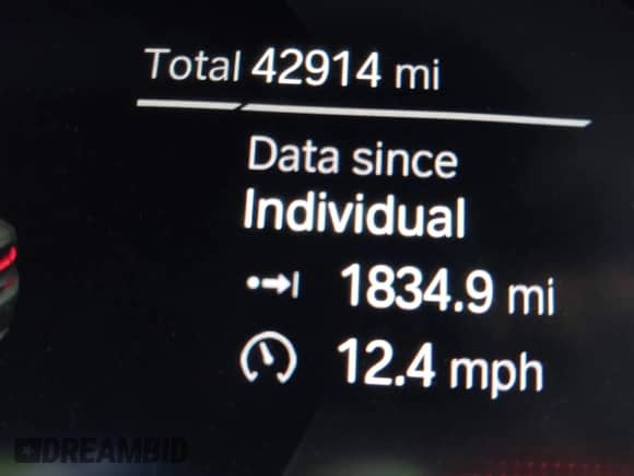 2022 BMW 3 Series M340i xDrive z VIN 3MW5U9J01N8C50466, wystawiony jako IAAI lot #43221461 z przebiegiem 42 914 mil mil oraz . Historia ofert i sprzedaży dostępna na DreamBid. Obrazek 15.