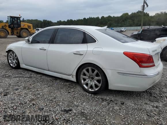 2012 Hyundai Equus Signature с VIN KMHGH4JH9CU054828, выставлен на аукционе Copart как лот 71730694 с пробегом 127 632 миль миль и Списание • Salvage title. История ставок и продаж доступна на DreamBid. Изображение 2.