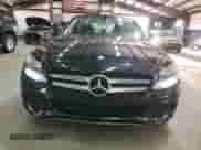 2015 Mercedes-Benz C 300 Luxury z VIN 55SWF4KBXFU022076, wystawiony jako Copart lot #89859425 z przebiegiem 213 704 mil mil oraz Czysty tytuł • Clean title. Historia ofert i sprzedaży dostępna na DreamBid. Obrazek 5.