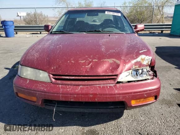 1995 Honda Accord с VIN JHMCD5551SC040641, выставлен на аукционе Copart как лот 68719715 с пробегом 339 635 миль миль и Списание • Salvage title. История ставок и продаж доступна на DreamBid. Изображение 5.
