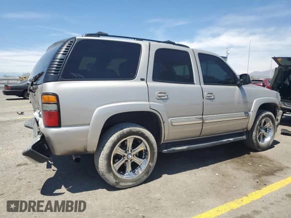2006 Chevrolet Tahoe Z71 with VIN 1GNEC13Z36R111098, listed as a Copart auction lot 68204655 with 226,335 mi miles and Salvage title. Bid and sale history available at DreamBid. Image 3.