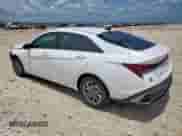 2024 Hyundai Elantra SEL z VIN KMHLM4DG1RU739153, wystawiony jako Copart lot #63113305 z przebiegiem 15 950 mil mil oraz Szkoda całkowita • Salvage title. Historia ofert i sprzedaży dostępna na DreamBid. Obrazek 2.
