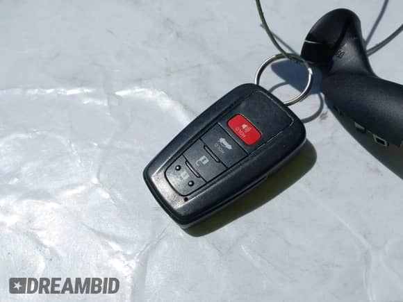 2020 Toyota Camry XSE with VIN 4T1NZ1AK8LU045701, listed as a IAAI auction lot 43165679 with 90,735 mi miles and . Bid and sale history available at DreamBid. Image 11.