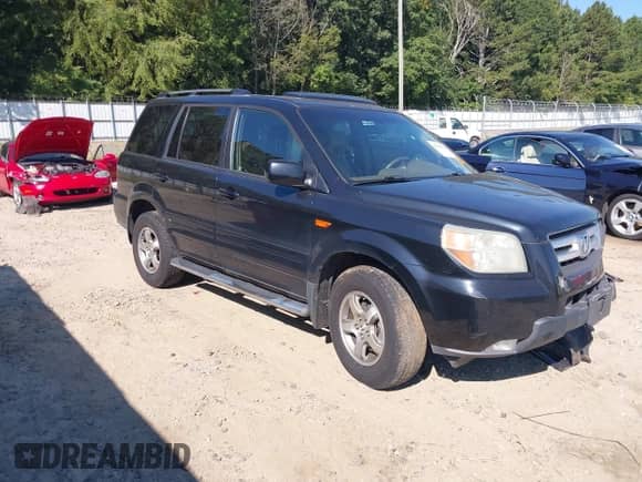 2006 Honda Pilot EX-L z VIN 5FNYF285X6B050587, wystawiony jako IAAI lot #43091658 z przebiegiem 248 942 mil mil oraz . Historia ofert i sprzedaży dostępna na DreamBid. Obrazek 1.